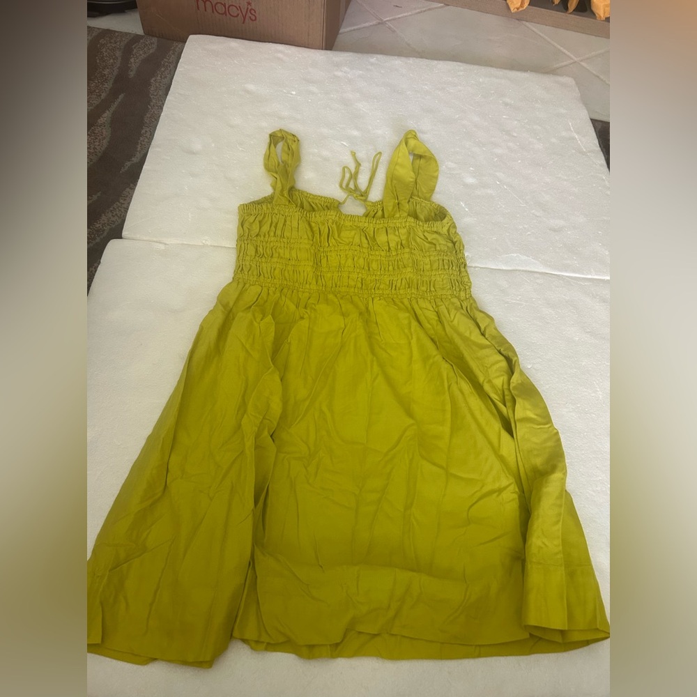 Topshop Channeled mini dress in chartreuse yellow tie front elastic waist - Picture 13 of 13